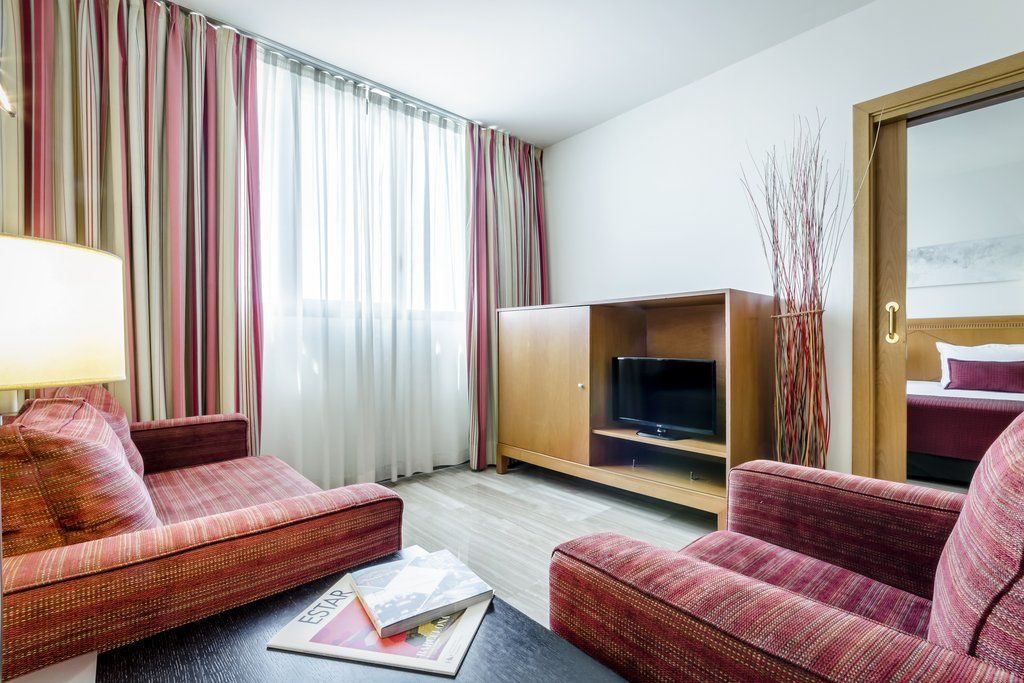 Hotel Exe Barbera Parc Барбера дел Валес Екстериор снимка