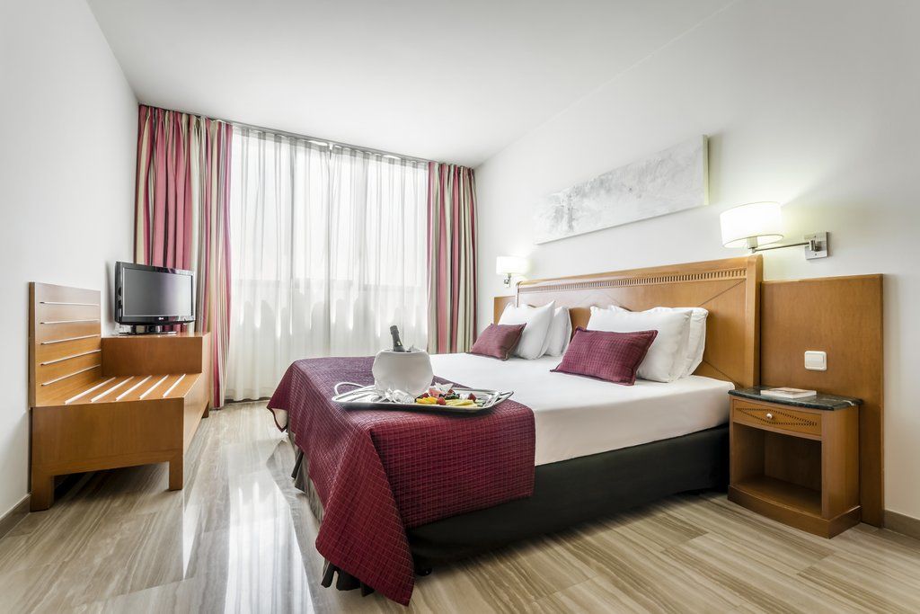 Hotel Exe Barbera Parc Барбера дел Валес Екстериор снимка