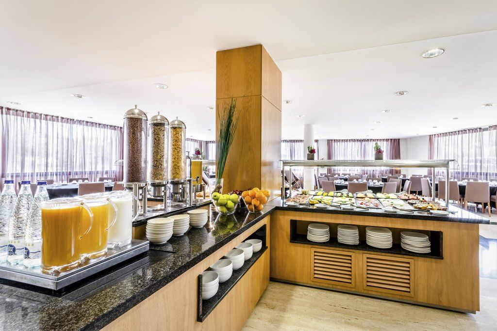 Hotel Exe Barbera Parc Барбера дел Валес Екстериор снимка